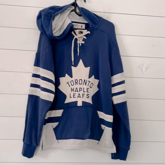 CCM Other - Vintage CCM Size S NHL Toronto Maple Leafs Men's Hoodie Hoody Jersey